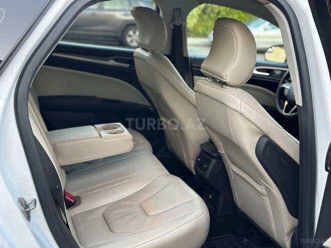 Ford Fusion (North America) 2015, 247,000 km - 2.0 л - Bakı