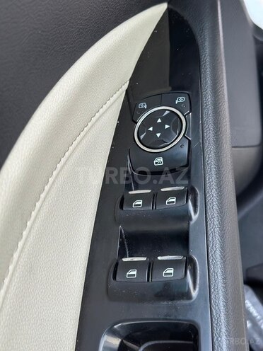 Ford Fusion (North America) 2015, 247,000 km - 2.0 л - Bakı