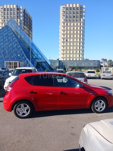 Hyundai i30 2009, 350,000 km - 1.4 l - Gəncə