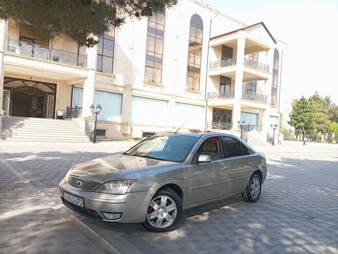 Ford Mondeo 2003, 295,416 km - 2.0 l - Sumqayıt