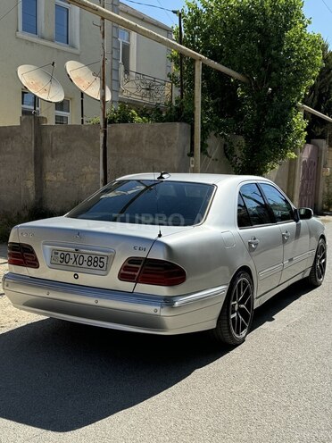 Mercedes E 270 2000, 384,000 km - 2.7 l - Bakı