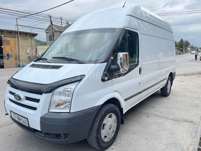 Ford Transit 2011, 204,945 km - 2.4 л - Quba