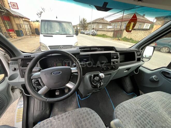 Ford Transit 2011, 204,945 km - 2.4 л - Quba
