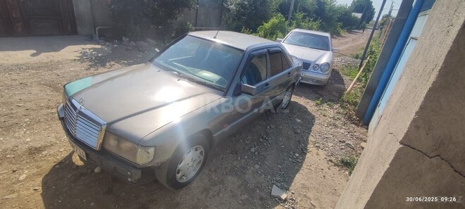 Mercedes 190 1989, 100,000 km - 2.3 л - Tərtər