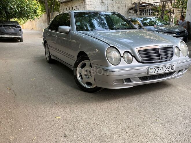 Mercedes E 220 d 2001, 270,000 km - 2.2 l - Bakı