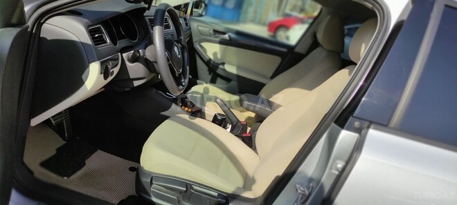 Volkswagen Jetta 2016, 130,000 km - 1.4 l - Bakı