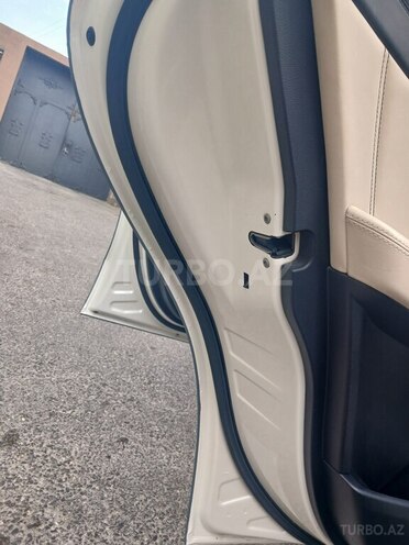 Mercedes  2015, 122,245 km - 5.5 l - Bakı