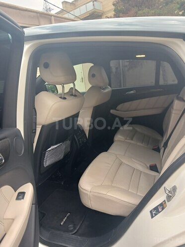 Mercedes  2015, 122,245 km - 5.5 l - Bakı
