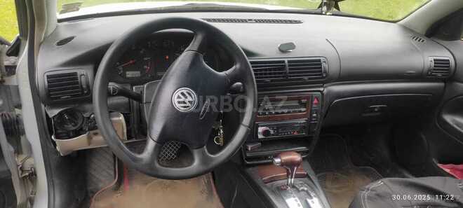 Volkswagen Passat 1999, 221,974 km - 2.8 l - Qusar