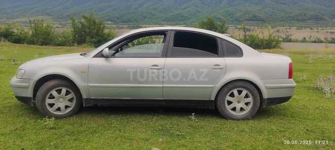 Volkswagen Passat 1999, 221,974 km - 2.8 l - Qusar