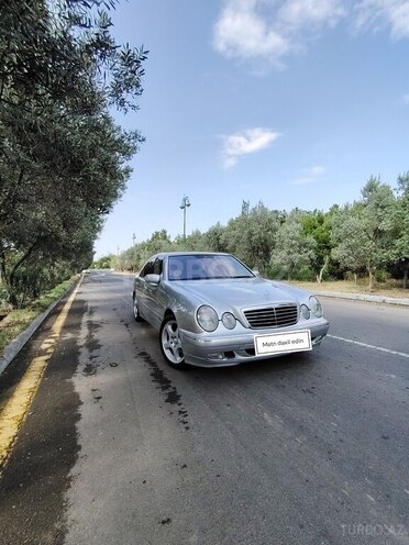 Mercedes E 220 d 2000, 259,000 km - 2.2 l - Ağdam
