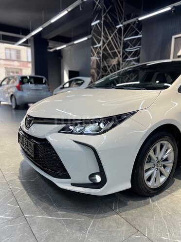 Toyota Corolla-6