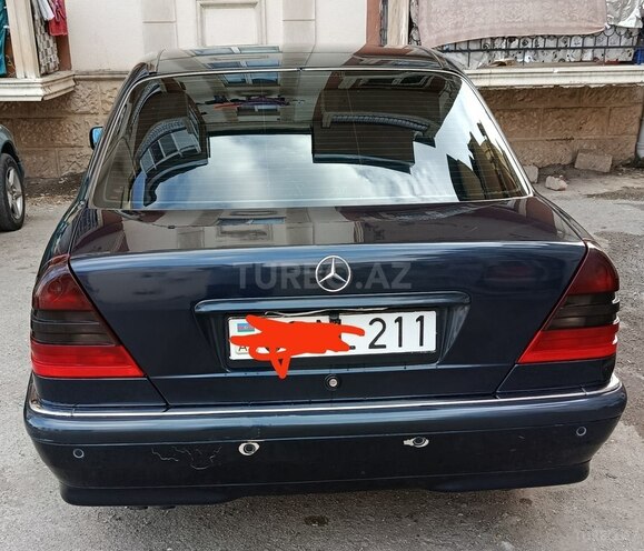 Mercedes C 240 1999, 332,165 km - 2.4 л - Şamaxı