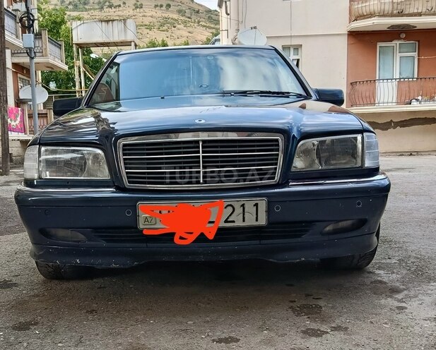 Mercedes C 240 1999, 332,165 km - 2.4 л - Şamaxı