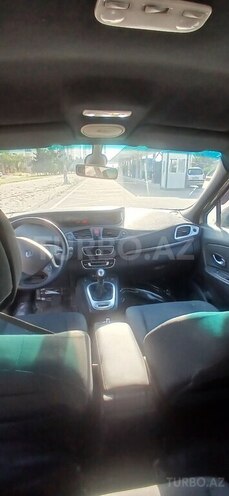 Renault Megane-8