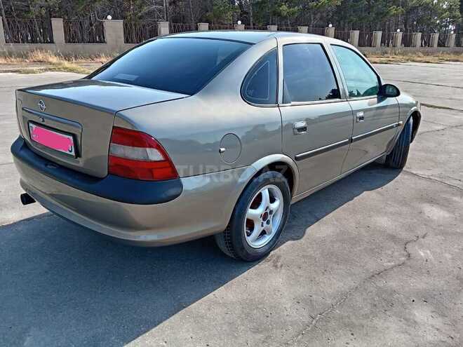 Opel Vectra 1997, 265,652 km - 2.0 l - Sumqayıt