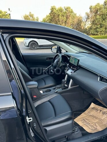 Toyota Corolla Cross 2024, 1,900 km - 2.0 л - Bakı