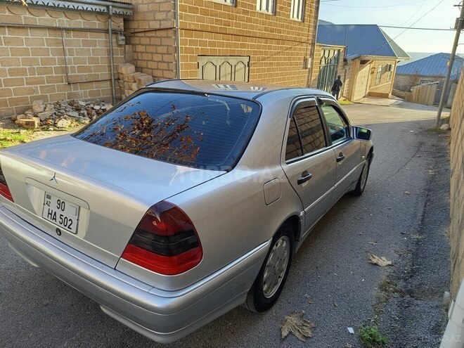Mercedes C 200 1998, 240,000 km - 2.0 l - Şamaxı