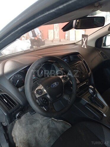 Ford Focus 2013, 397,853 km - 1.6 l - Beyləqan