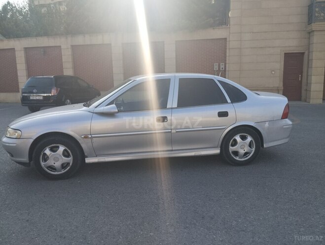 Opel Vectra 1999, 421,214 km - 1.6 l - Sumqayıt