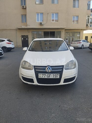 Volkswagen Jetta-1
