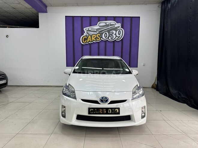Toyota Prius-1