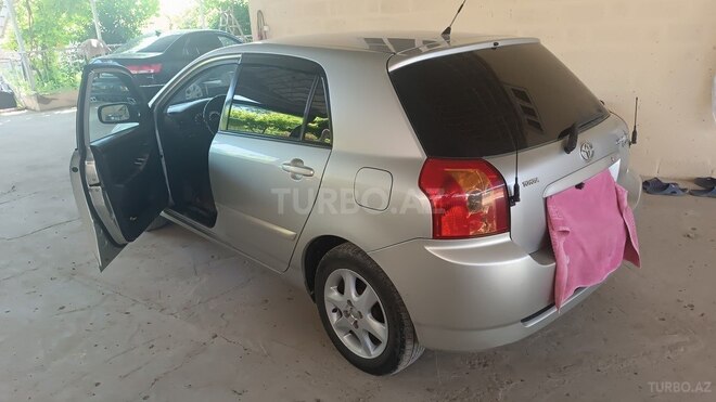 Toyota Corolla 2005, 261,000 km - 1.4 l - Hacıqabul