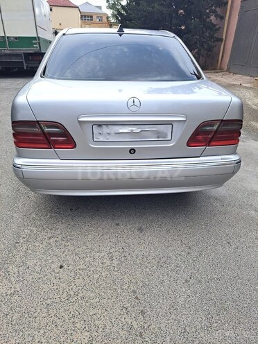 Mercedes E 220 d 2000, 363,880 km - 2.2 l - Bakı