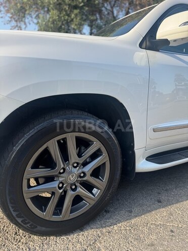 Lexus LX 570-5