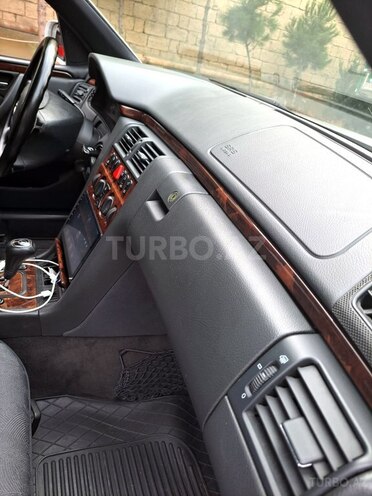Mercedes E 220 d 2000, 363,880 km - 2.2 l - Bakı
