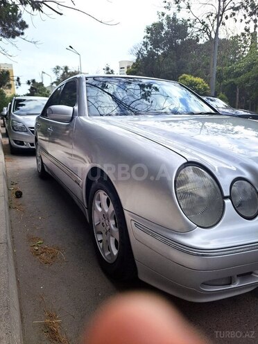 Mercedes E 220 d 2000, 363,880 km - 2.2 l - Bakı