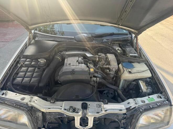 Mercedes C 180 1997, 284,624 km - 1.8 l - Bakı