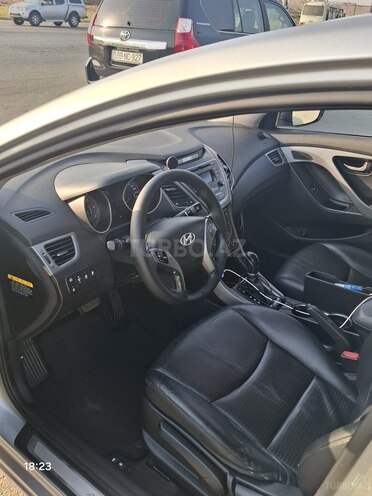 Hyundai Avante 2013, 195,000 km - 1.6 л - Bakı