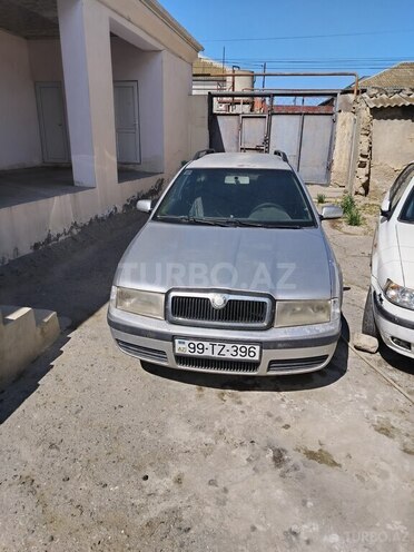 Skoda Octavia 2005, 250,000 km - 2.0 l - Bakı