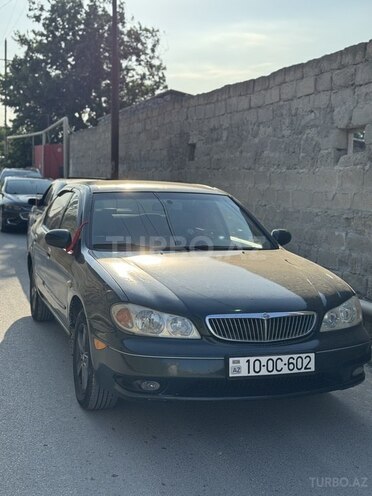 Nissan Maxima-1