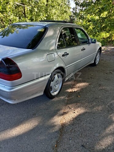 Mercedes C 230 1996, 358,000 km - 2.3 л - Qazax