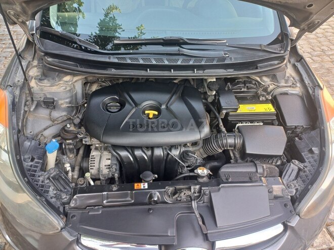 Hyundai Elantra 2013, 303,099 km - 1.8 л - Bakı
