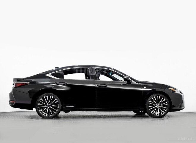 Lexus ES 300h 2022, 135,000 km - 2.5 l - Bakı