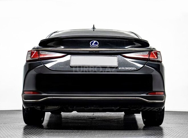 Lexus ES 300h 2022, 135,000 km - 2.5 l - Bakı