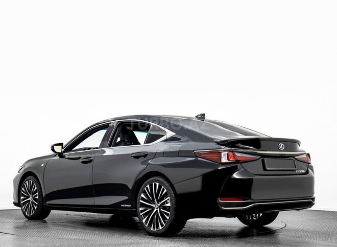 Lexus ES 300h 2022, 135,000 km - 2.5 l - Bakı