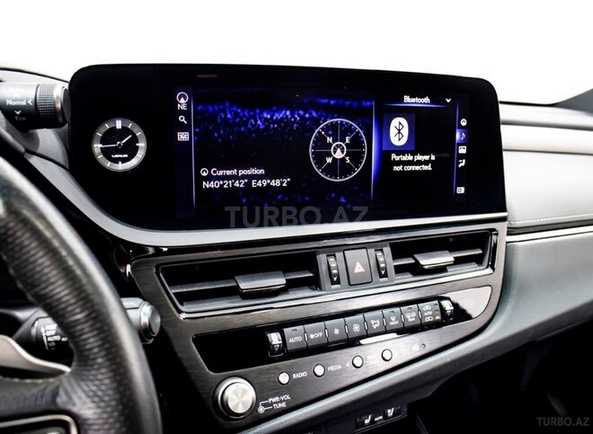 Lexus ES 300h 2022, 135,000 km - 2.5 l - Bakı