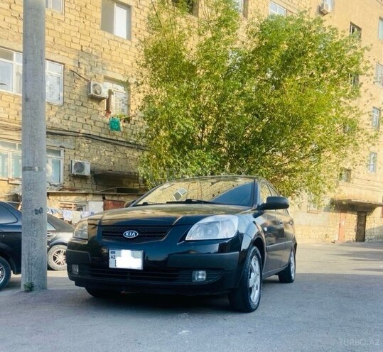Kia Rio 2005, 400,000 km - 1.5 l - Bakı