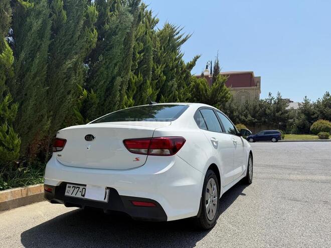 Kia Rio 2018, 120,000 km - 1.6 l - Bakı