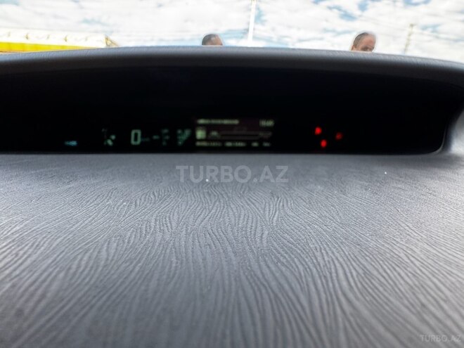 Toyota Prius 2016, 365,000 km - 1.8 l - Gəncə