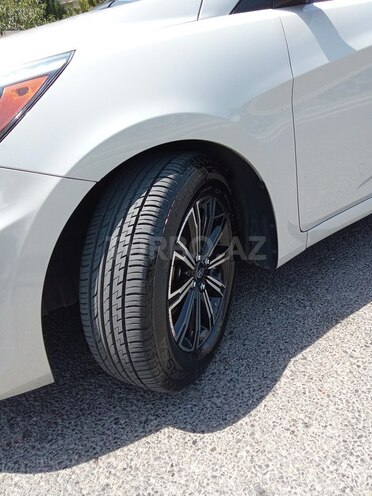 Hyundai Accent 2016, 318,650 km - 1.6 l - Bakı