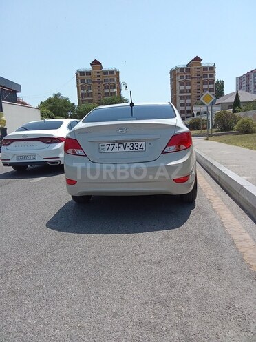Hyundai Accent 2016, 318,650 km - 1.6 l - Bakı