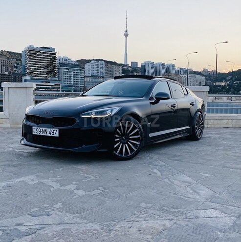 Kia Stinger-1
