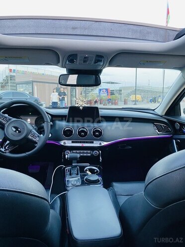 Kia Stinger-18
