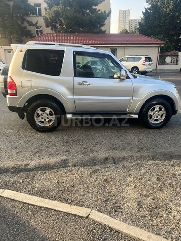 Mitsubishi Pajero 2006, 219,000 km - 3.0 l - Bakı
