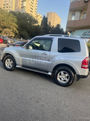 Mitsubishi Pajero 2006, 219,000 km - 3.0 l - Bakı
